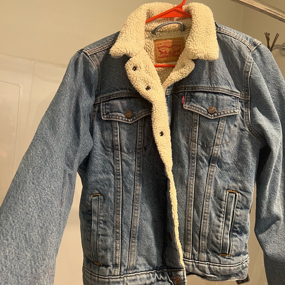 Levi’s Sherpa Truck Jacket | Womens Size L (Large)